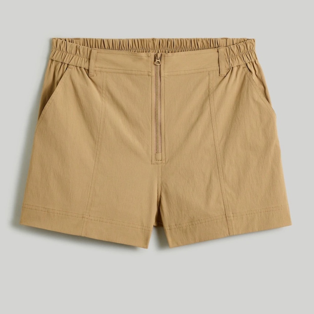 Madewell Seed Khaki Zip-Front Tapered Shorts